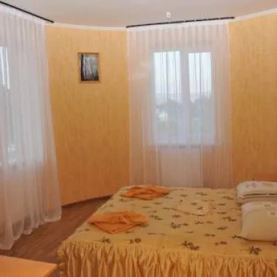 Hotel "Shepit Karpat" Pylypec — 4