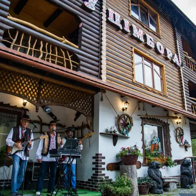 Hotel "U Tsimbora" Lumshory — 3