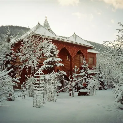 Hotel "U Yaroslava" Yaremche — 2