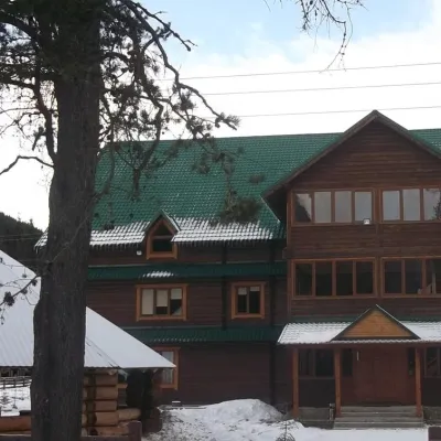 Hotel "Yuraya" Vorokhta (blisko punktu kontrolnego na Howerlę) — 3