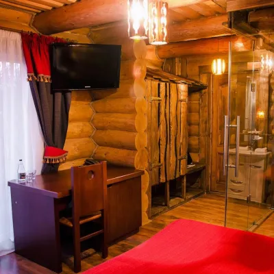 Готельно-розважальний комплекс "Praha Wood House" Ужгород — 4