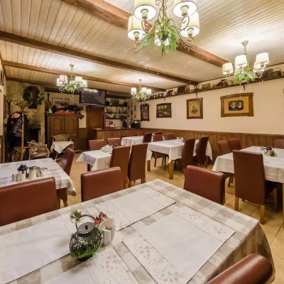 Hotel "KLEN" Mykulychyn — 2