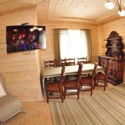 Hotel-Restauracyjny Kompleks "Huk" Polyanycia (Bukowel) — 3