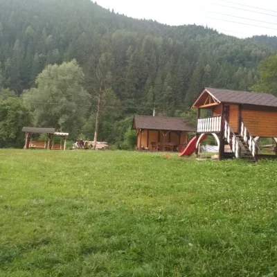 Pensjonat "Hutsulskyi Dvir" Mykulychyn — 2