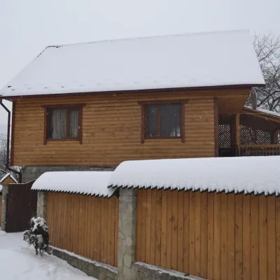 Pensjonat "Khatynka" Jaremcze — 2