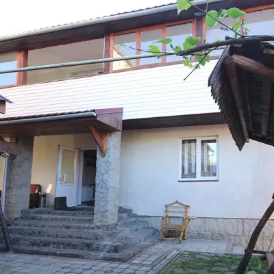Prywatna Pensjonat "U Tolika" Mykulychyn — 5