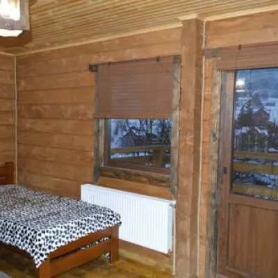 Cottage "Eco House" Polyanytsia (Bukovel) — 4