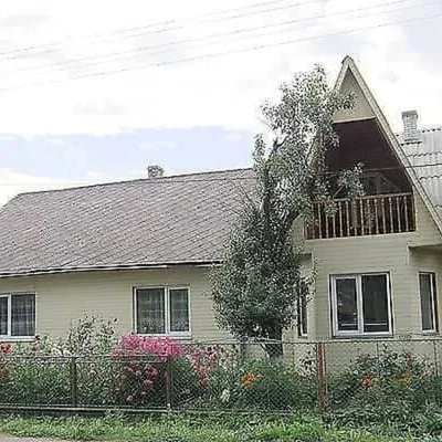 Барвистий килим