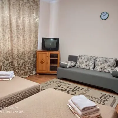Berehivska 3a/apartment 3 — 2