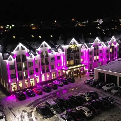 Diamond Resort Black — 2