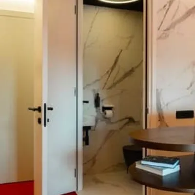 !FEST Hotel Rynok Square — 2