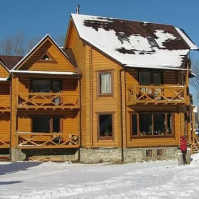 Hud Zon Haus — 2