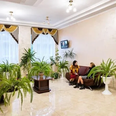 Кришталевий Палац — 3