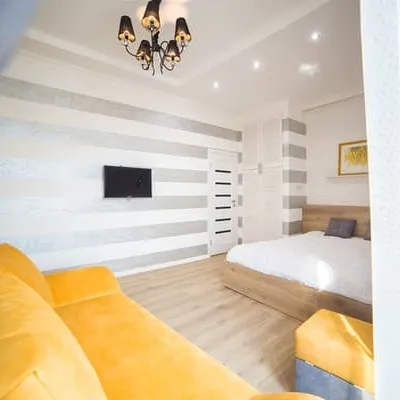 Lviv4U пл. Міцкевича, 5б — 2