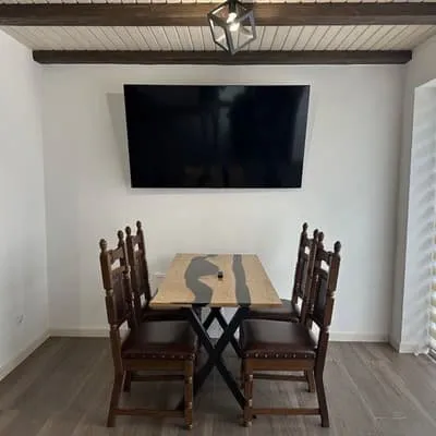 Moder House — 5