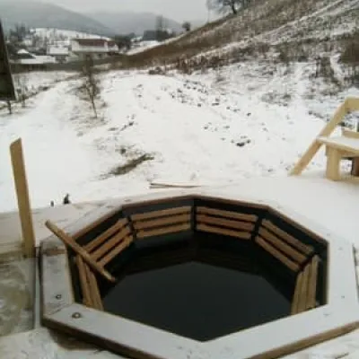 На березі річки