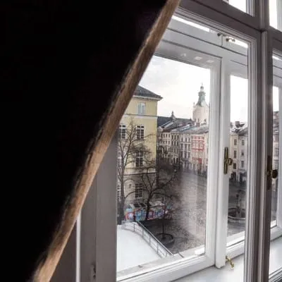 OB Rental Площа Ринок, 37/23