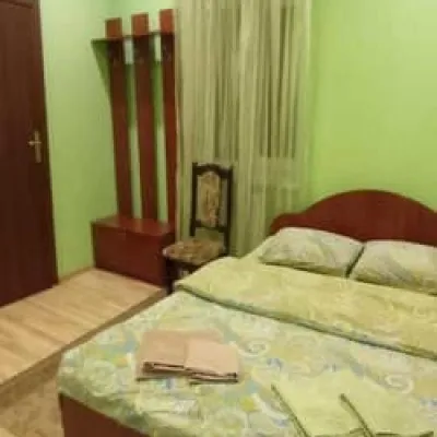 Панський двір — 2