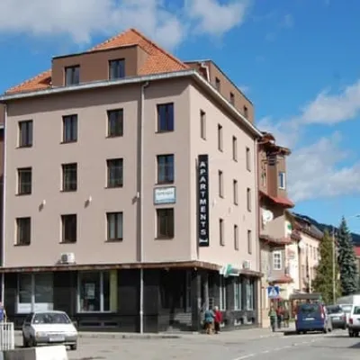Rakhiv Hotel & Apartments