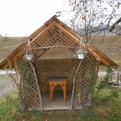 Стара Хата — 4