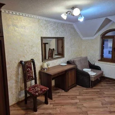 Старий Замок — 3