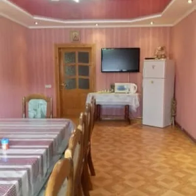 У Миколки — 3