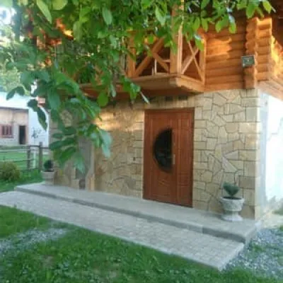 Jabłoniowy Kwiat — 5