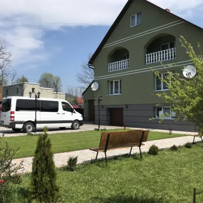 Pensjonat "Cztery Pory Roku" Izky — 4