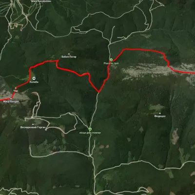 Mount Syniak, via Mount Malyi Horhan and Mount Dovbushanka to Mount Vedmezhyk
