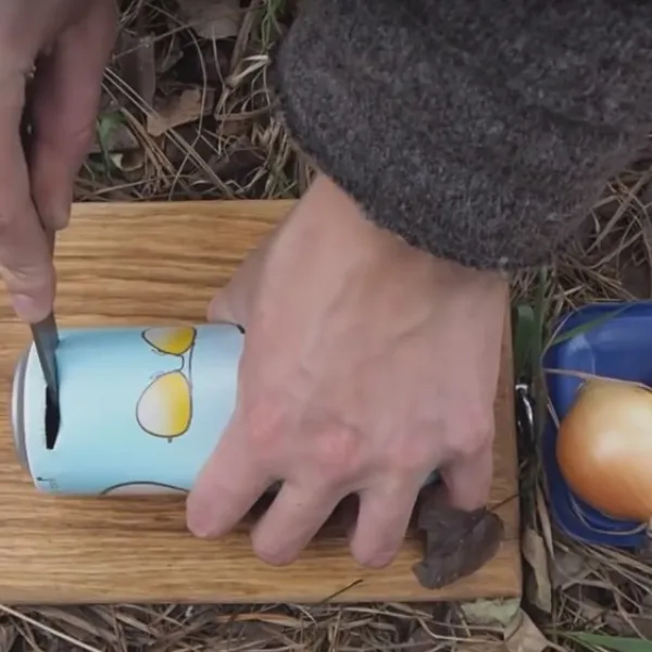 VIDEO: How a Tin Can Will Help You on a Hike