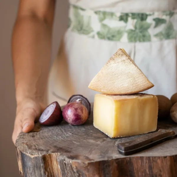 Serowarnia Piastowska, Krosno: aged and fermented cheeses