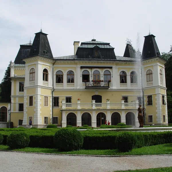 Палац Андраші в Бетліарі