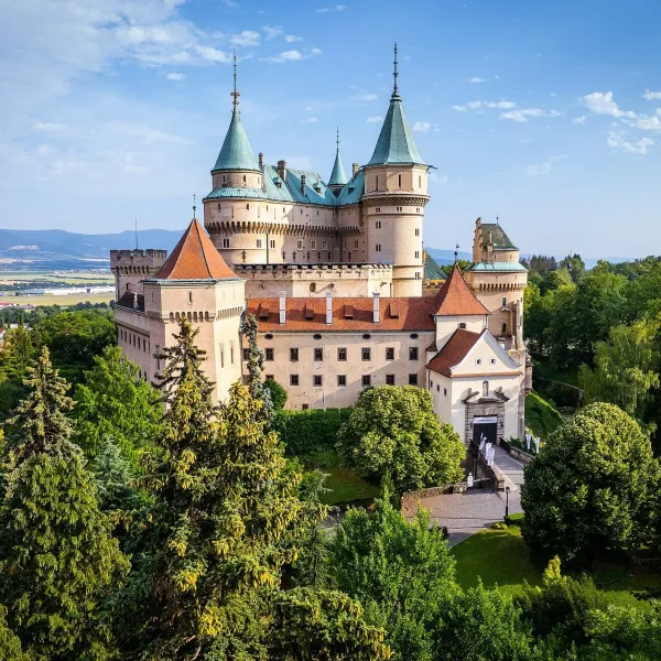 Zamek w Bojnicach — Słowackie Muzeum Narodowe