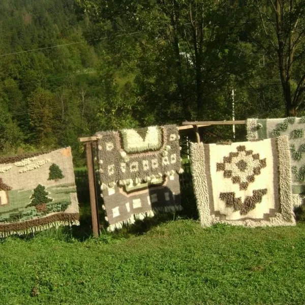 Центр народного мистецтва «Гуцульська ґражда», Яворів