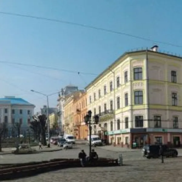Central Square, Chernivtsi