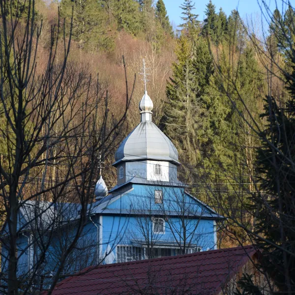 Church of the Presentation of the Blessed Virgin Mary (new and old), Roztoka