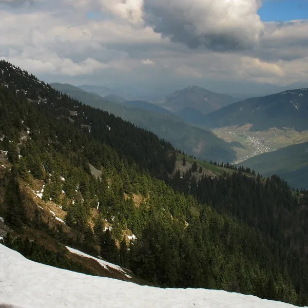 Kamyanka Mountain