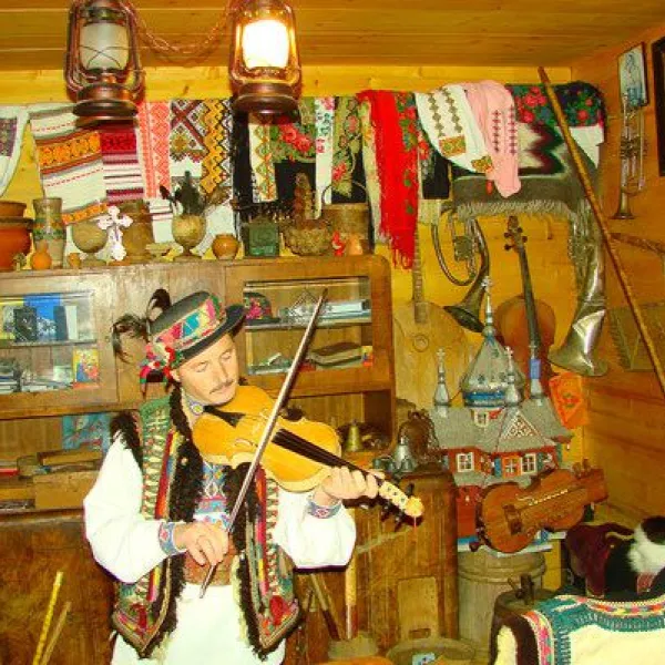 Muzeum życia i sztuki huculskiej "Na trembitach", Werchowyna