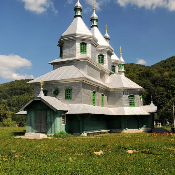 Миколаївська церква, Виженка