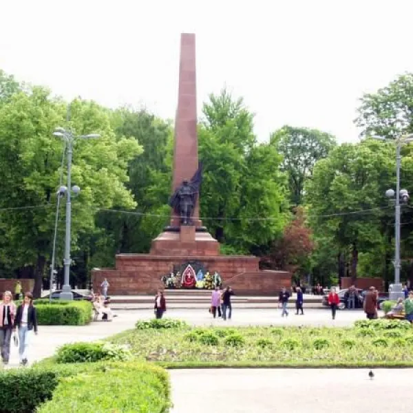 Соборна площа, Чернівці
