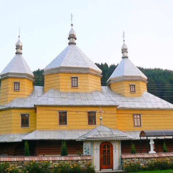 Kościół Wniebowzięcia Najświętszej Maryi Panny, Roztoky