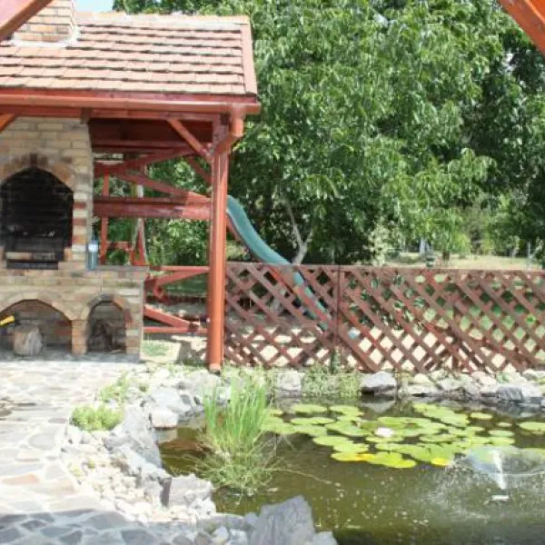Dom wakacyjny "Otrada"