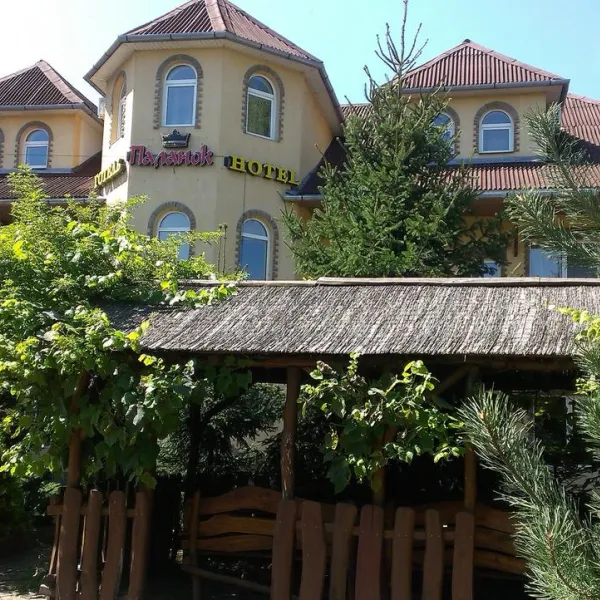 Hotel "Palanoch"