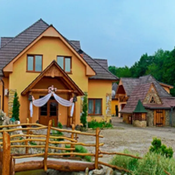Відпочинковий комплекс-колиба "Два кума"