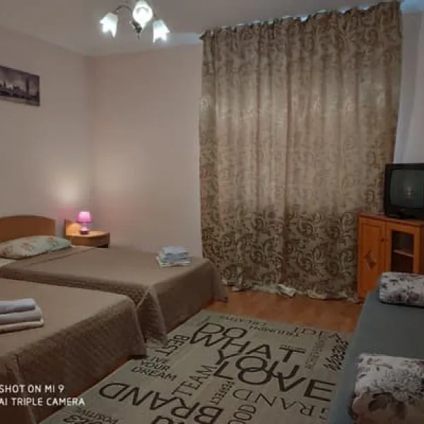 Berehivska 3a/apartment 3