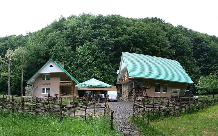 Садиба "У Петровція" Осій