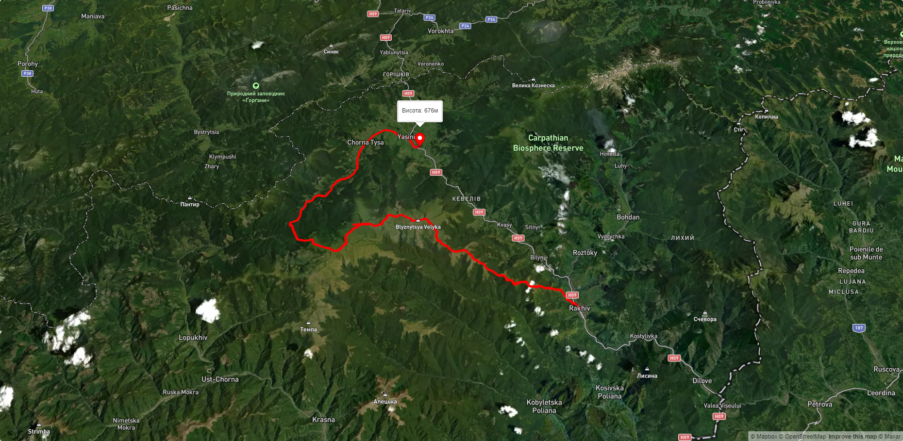 м. Рахів, через г. Близниця, г. Стіг, г. Трояска, г. Татарука, с. Чорна Тиса до смт. Ясіня