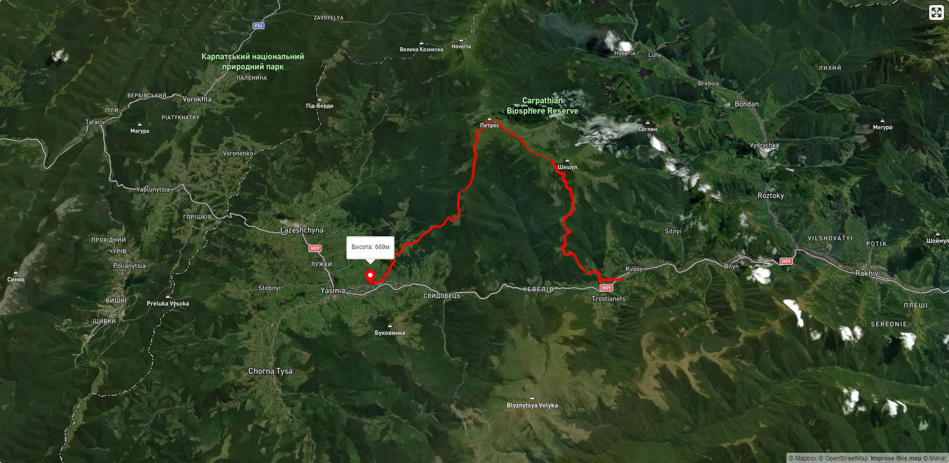 с. Кваси, через г. Шешул і г. Петрос до смт. Ясіня